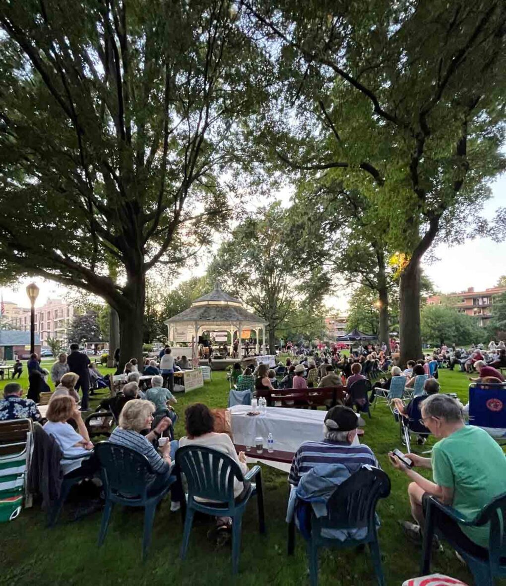 Summer Concert Series Presented by The Village of Great Neck Plaza