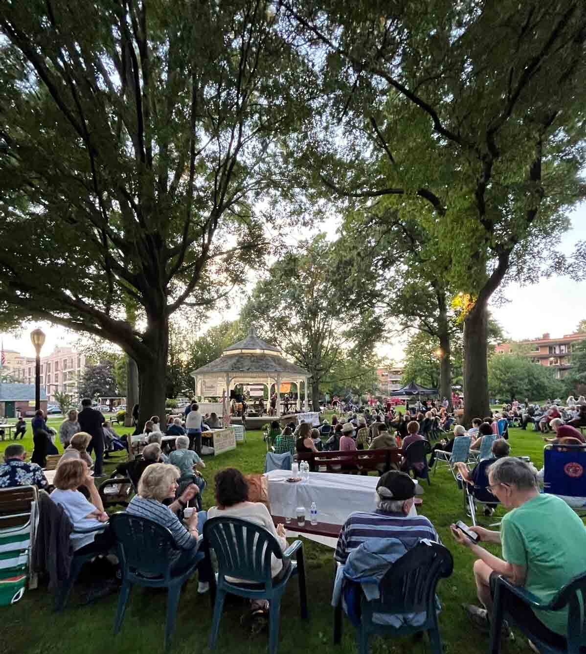 Summer Concert Series Presented by The Village of Great Neck Plaza